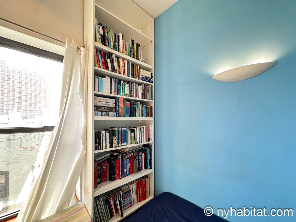 Bedroom - Photo 6 of 6 Bedroom - Photo 6 of 6