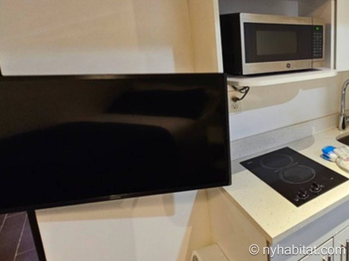 Kitchen - Photo 2 of 2