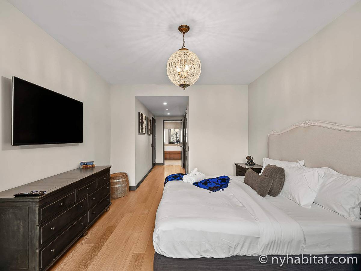 Camera 1 - Photo 3 di 5