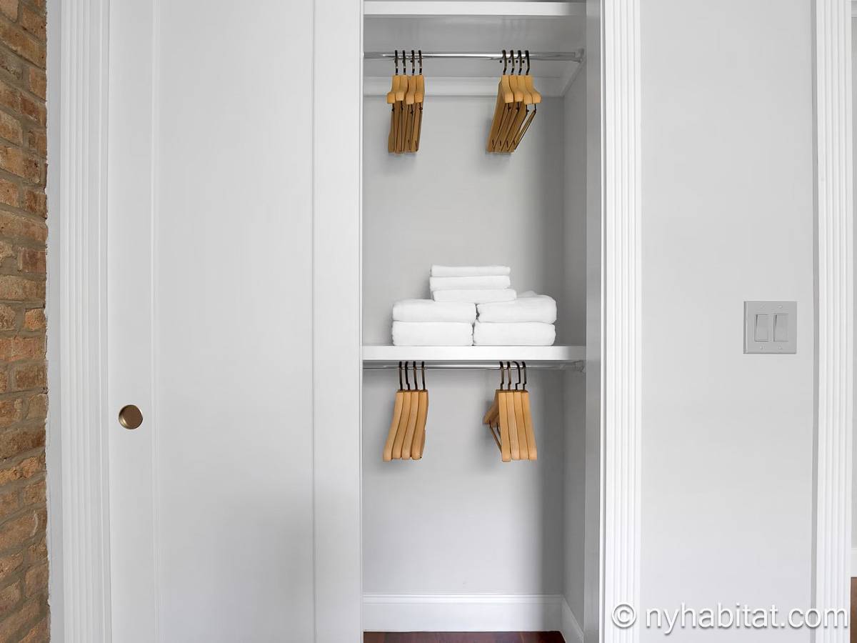 Schlafzimmer 1 - Photo 3 von 3