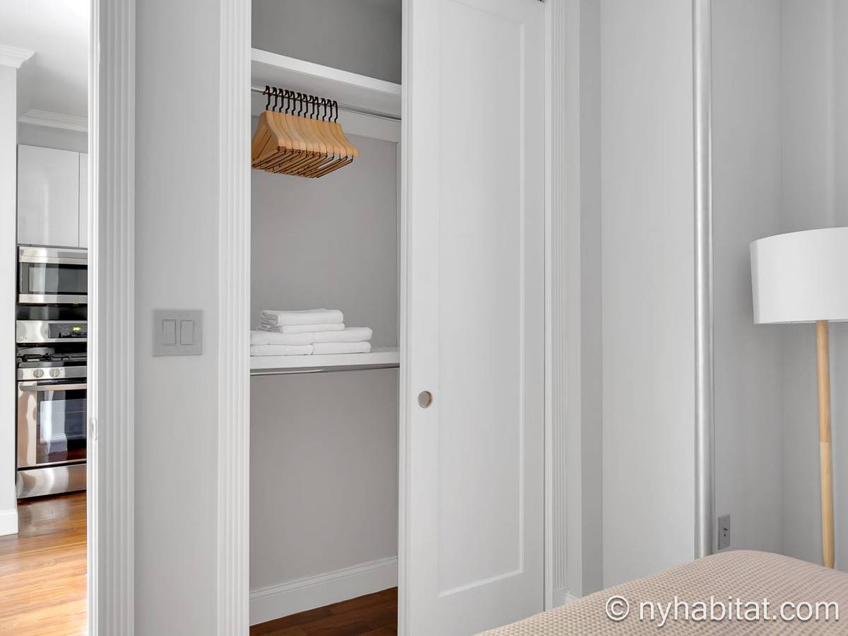 Schlafzimmer 2 - Photo 3 von 3