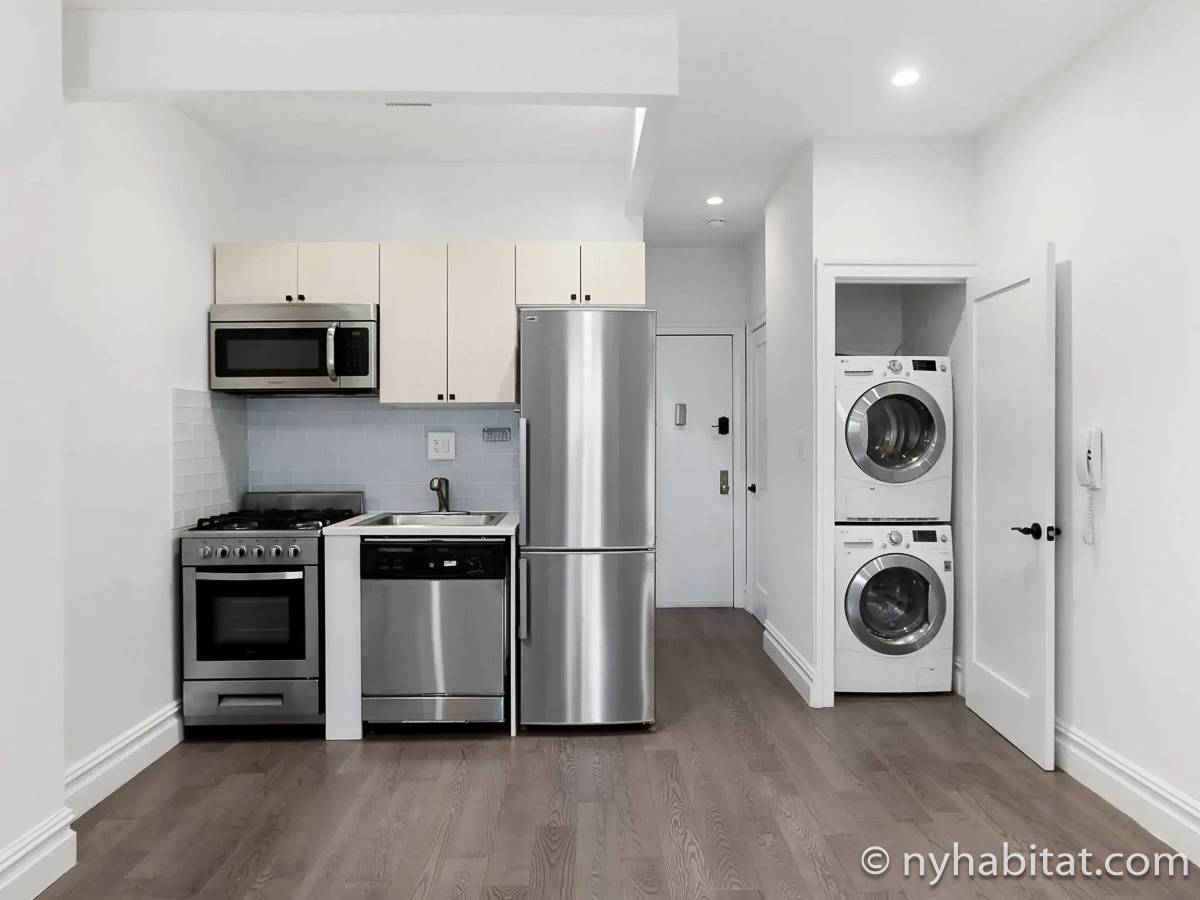 Kitchen - Photo 1 of 3