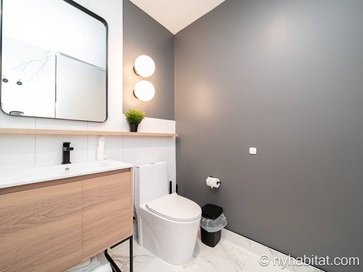 Bathroom - Photo 4 of 4