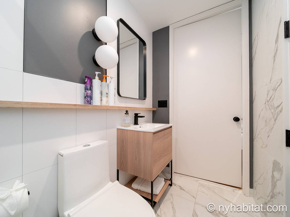 Bathroom 1 - Photo 2 of 3