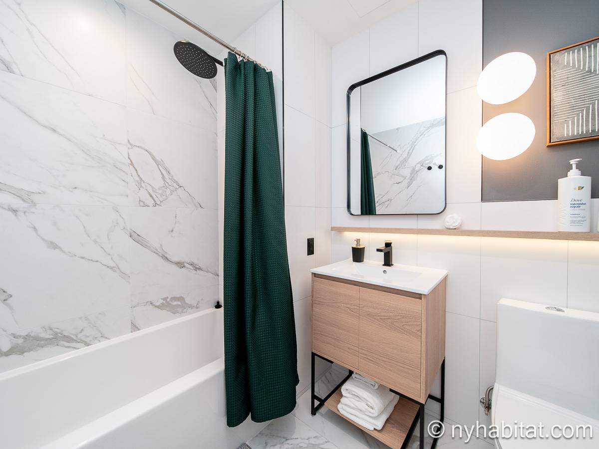 Bathroom 2 - Photo 2 of 3