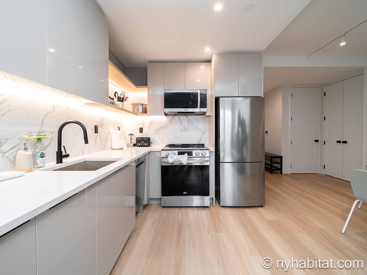 Kitchen - Photo 3 of 3