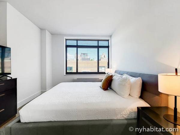 Bedroom - Photo 2 of 2