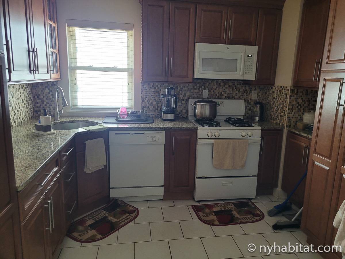 Kitchen - Photo 1 of 4