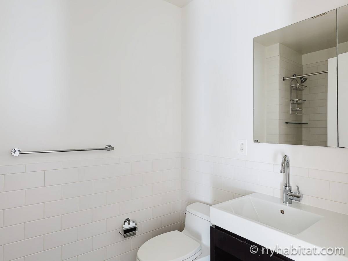 Bathroom 2 - Photo 1 of 2