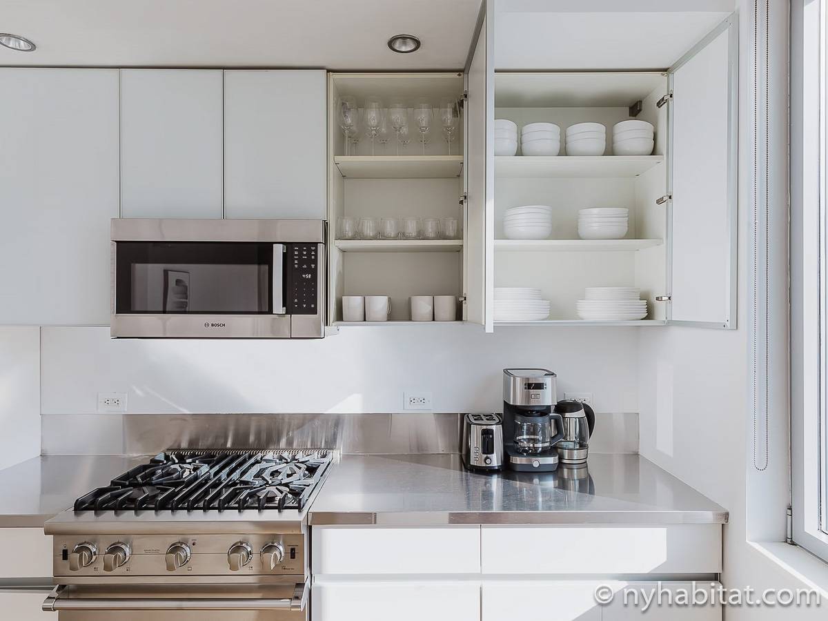 Kitchen - Photo 2 of 3
