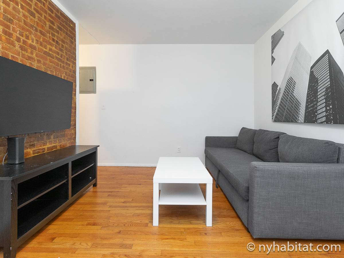 Living room - Photo 2 of 6