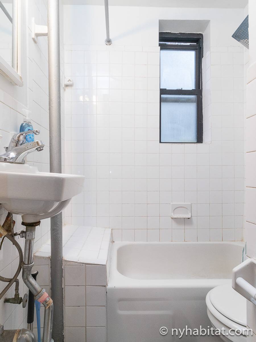Bathroom - Photo 3 of 3