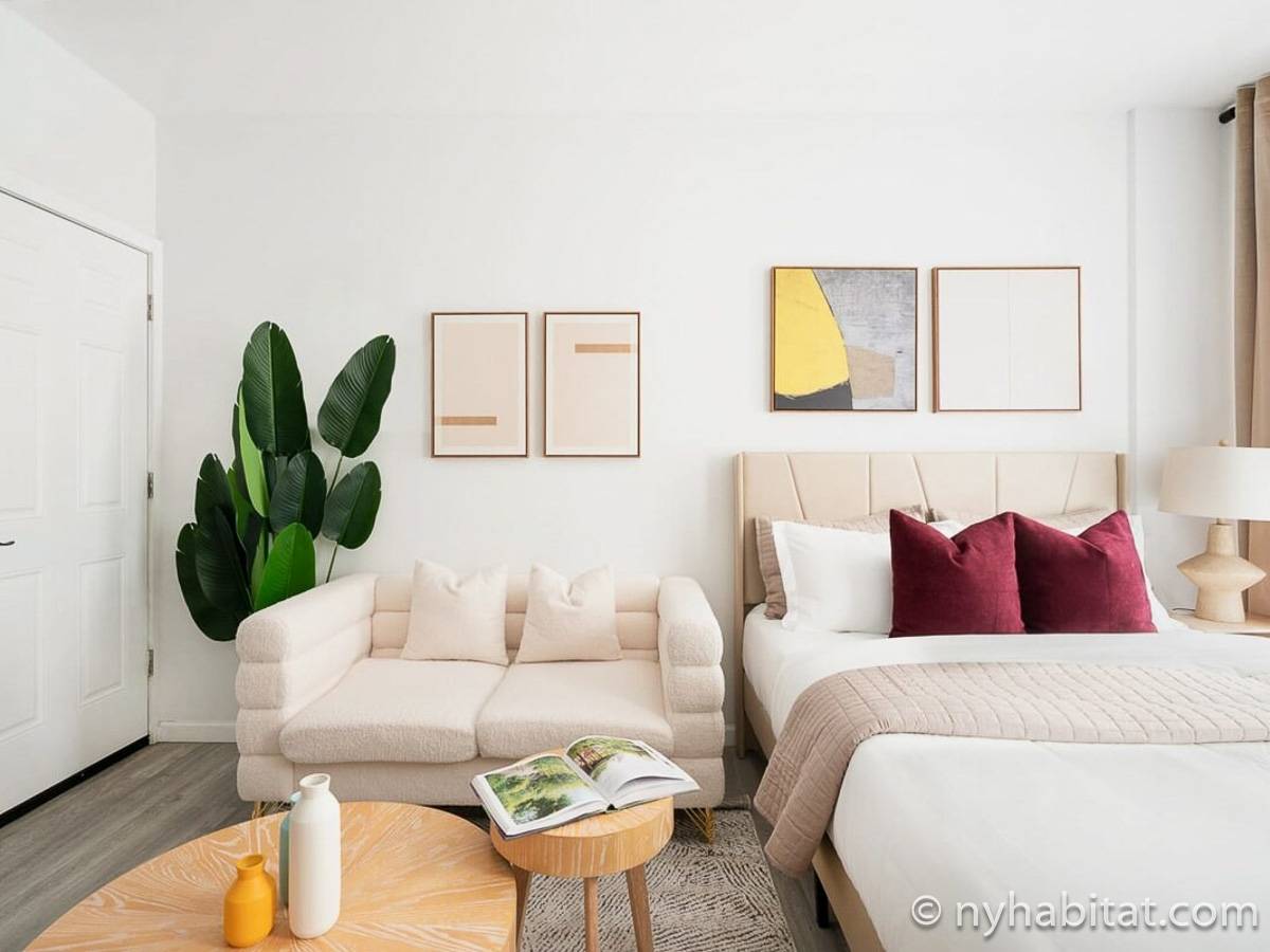 Living room - Photo 4 of 7 Living room - Photo 4 of 7