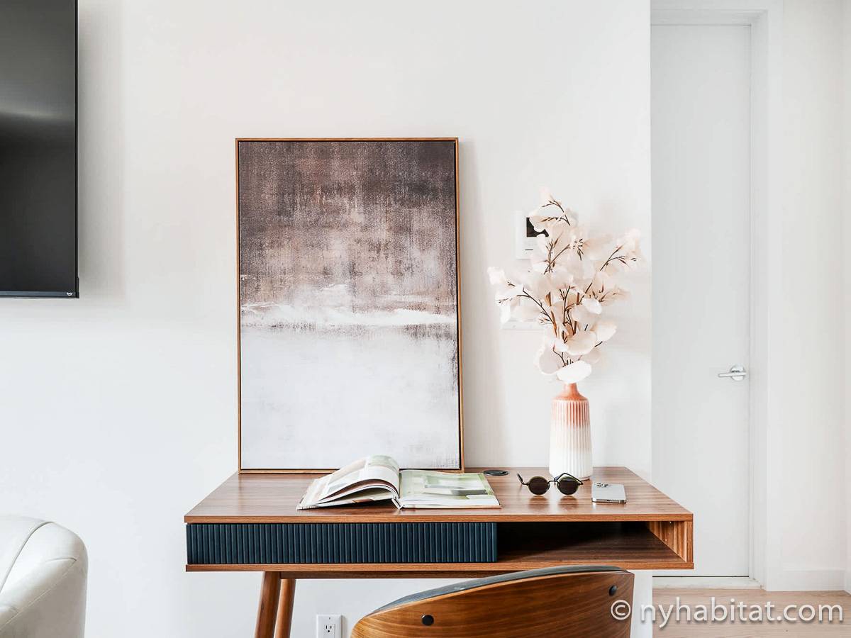 Living room - Photo 7 of 7