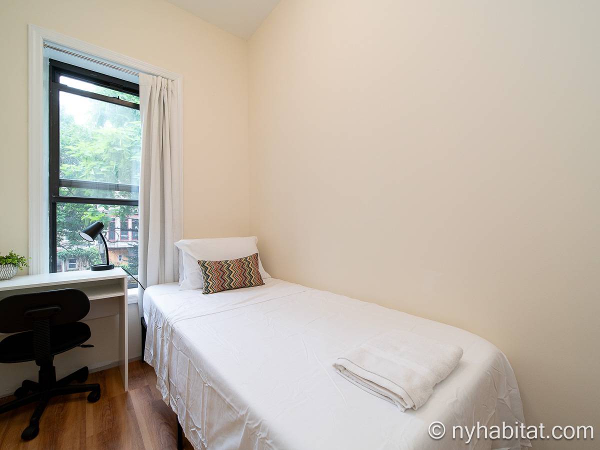 Bedroom 2 - Photo 1 of 5 Bedroom 2 - Photo 1 of 5