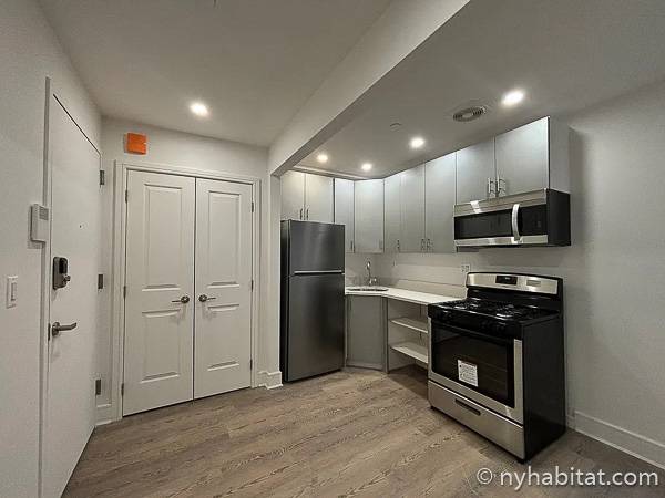 Kitchen - Photo 2 of 3