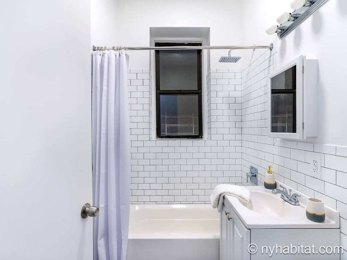 Bathroom 1 - Photo 1 of 1 Bathroom 1 - Photo 1 of 1