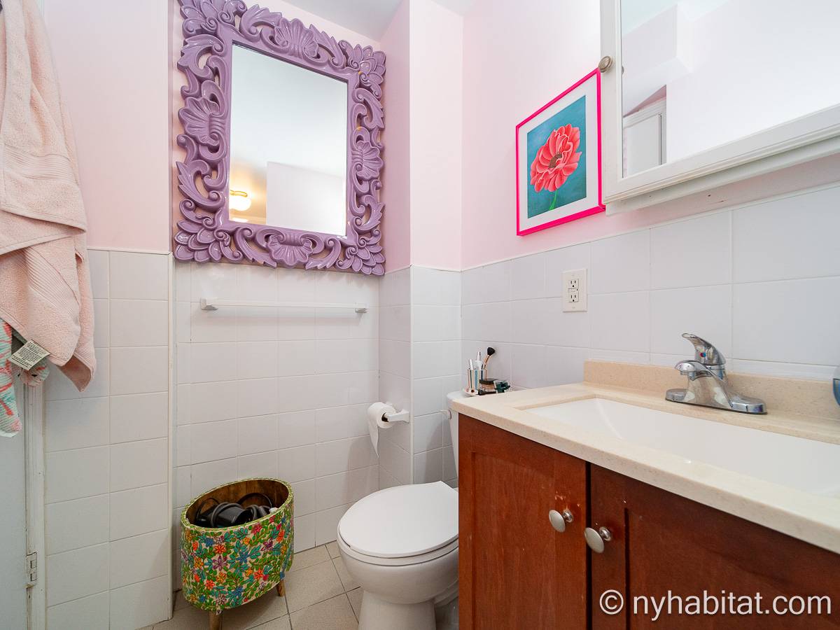 Bathroom - Photo 3 of 3