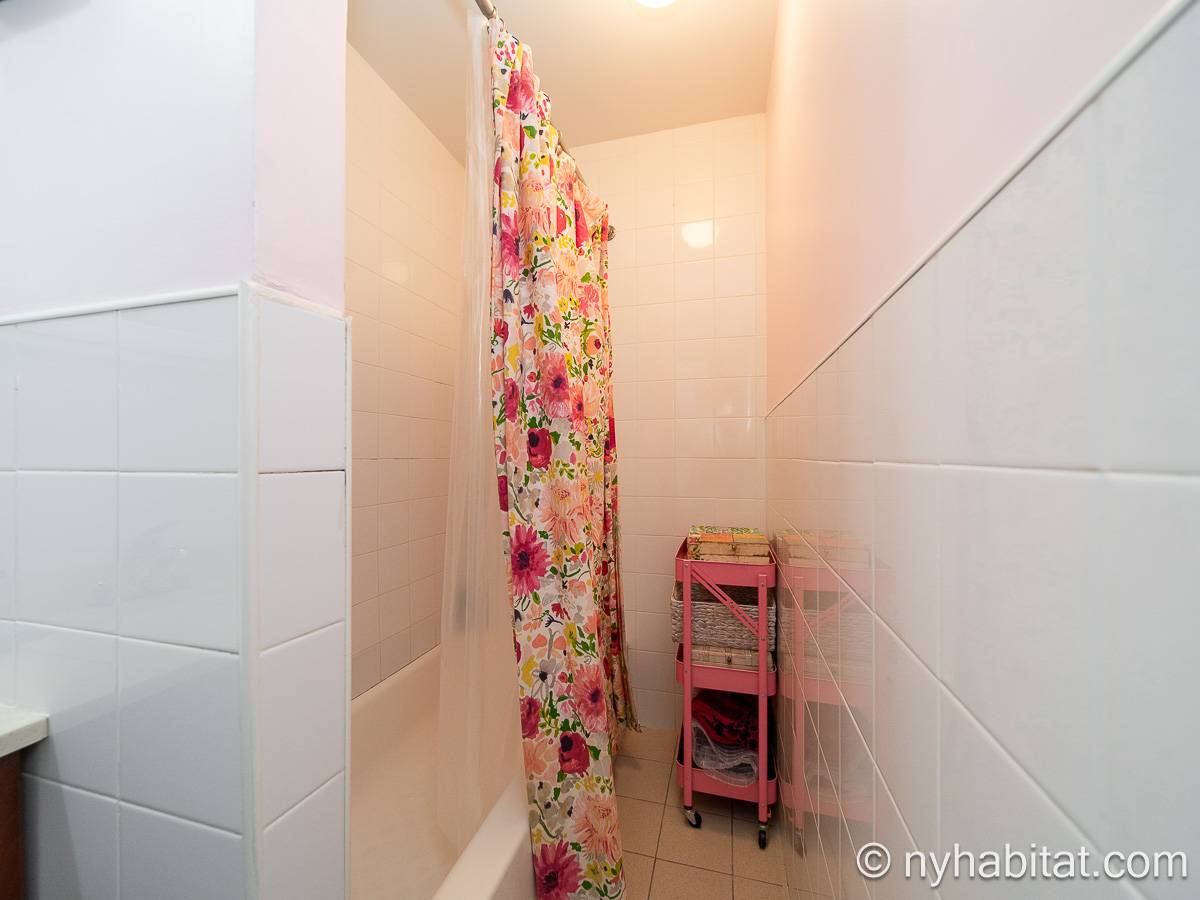 Bathroom - Photo 2 of 3