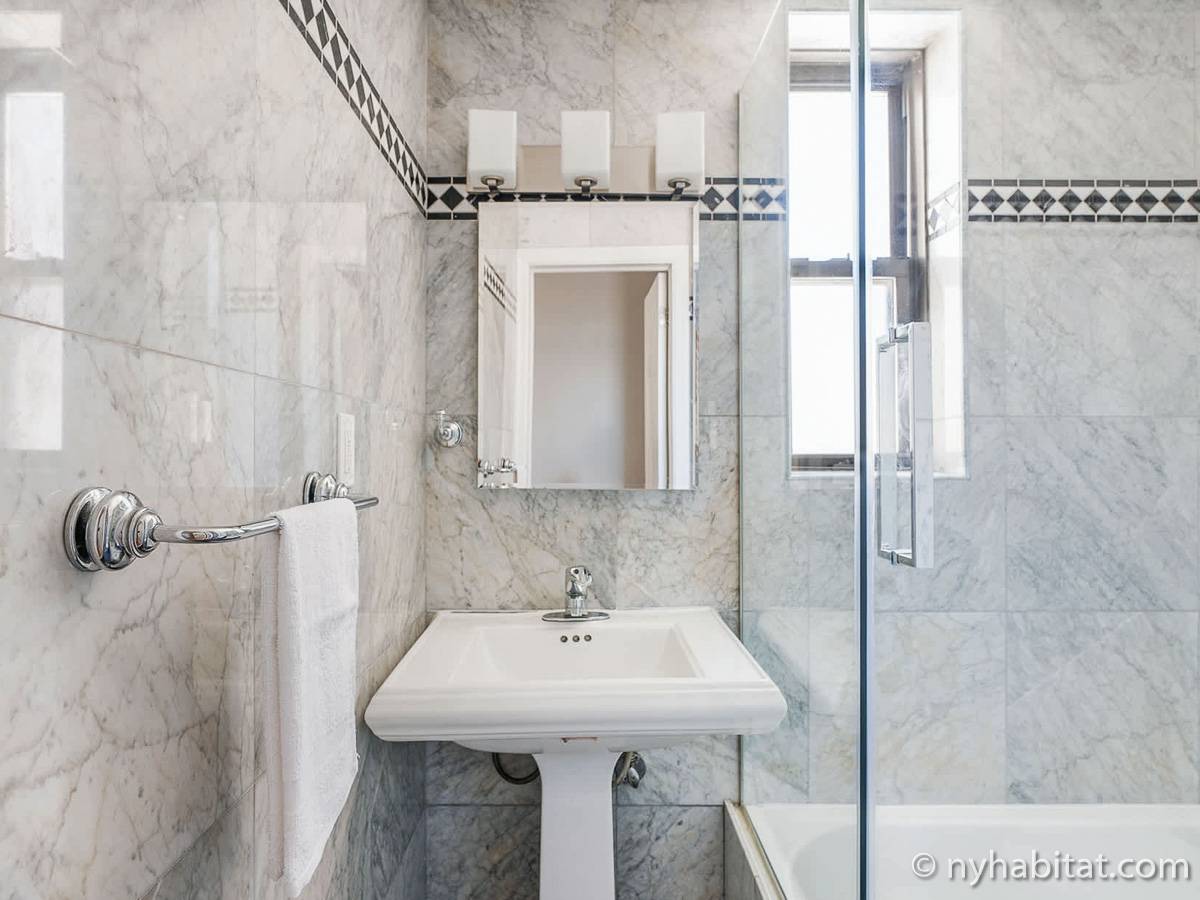 Bathroom - Photo 1 of 2 Bathroom - Photo 1 of 2