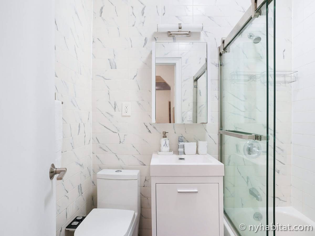 Bathroom - Photo 2 of 2 Bathroom - Photo 2 of 2