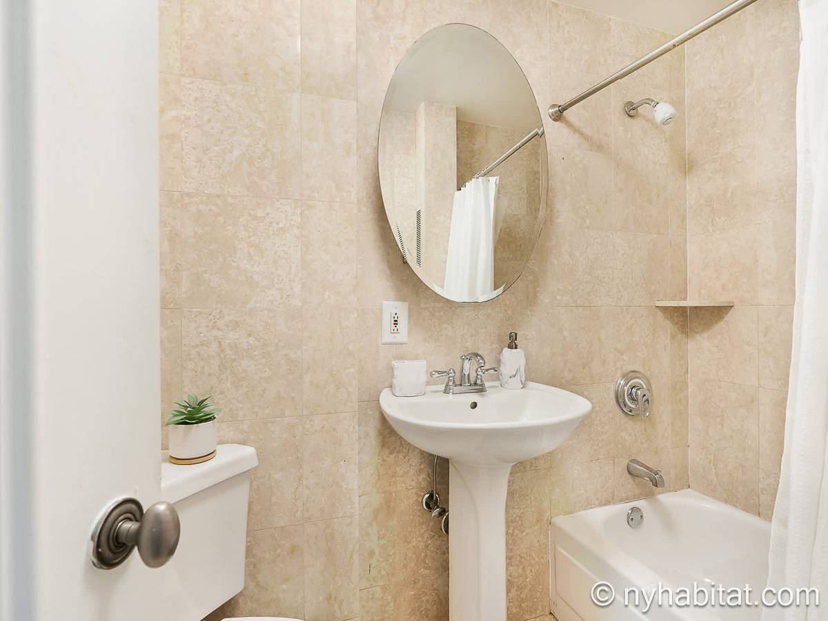 Bathroom - Photo 1 of 2 Bathroom - Photo 1 of 2