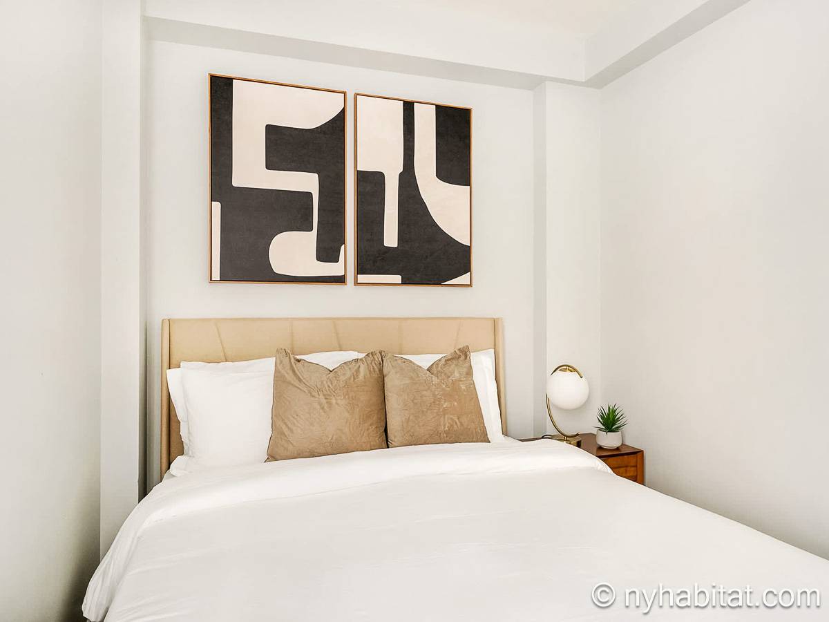 Bedroom - Photo 3 of 6 Bedroom - Photo 3 of 6