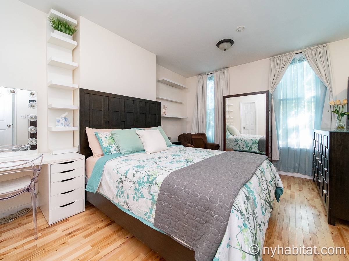 Bedroom - Photo 1 of 10