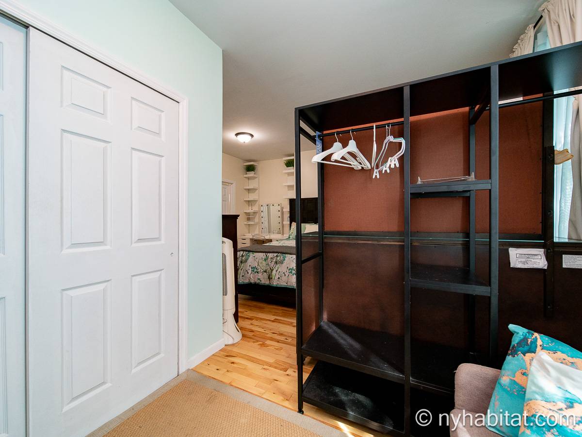 Bedroom - Photo 10 of 10