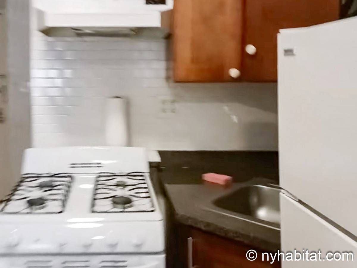 Kitchen - Photo 2 of 5