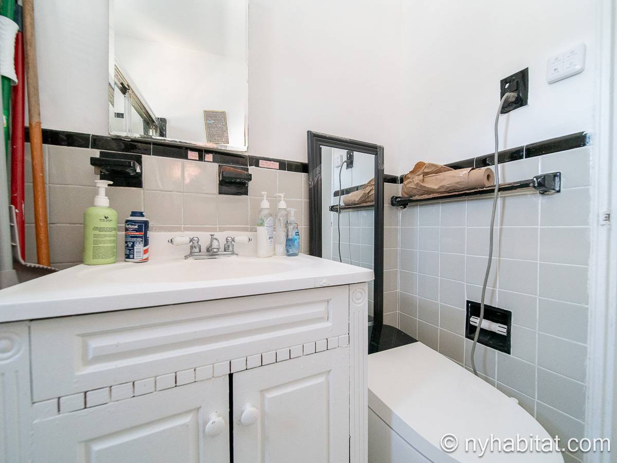 Bathroom - Photo 2 of 3