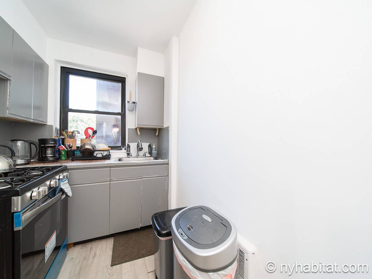 Kitchen - Photo 4 of 4