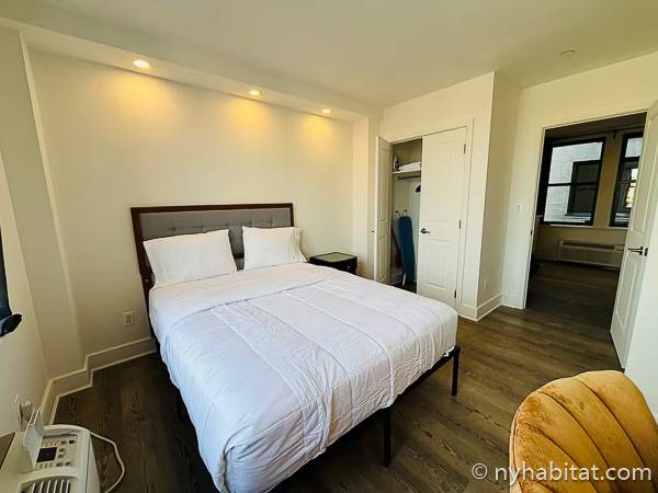 Bedroom - Photo 4 of 5