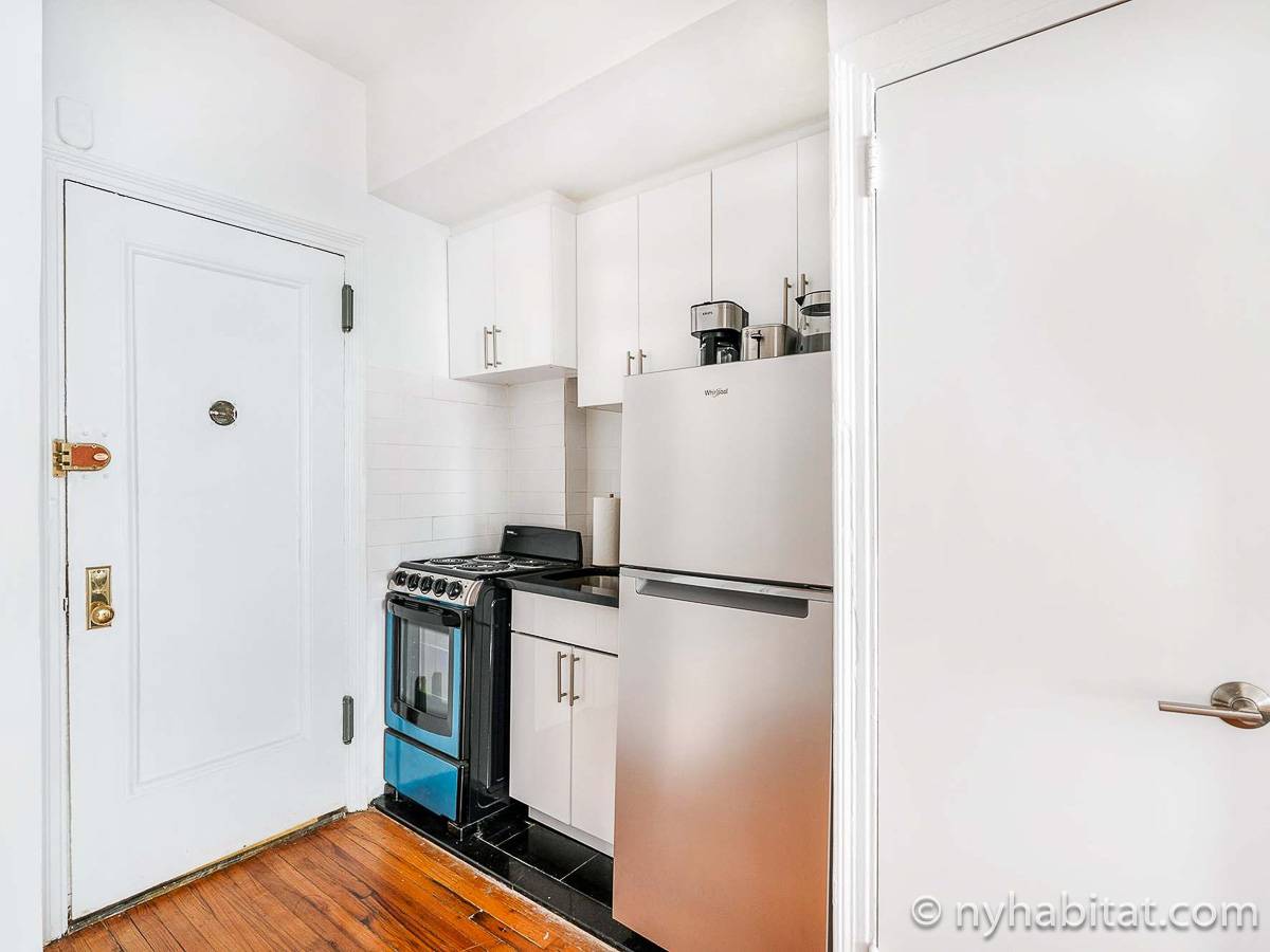 Kitchen - Photo 1 of 3