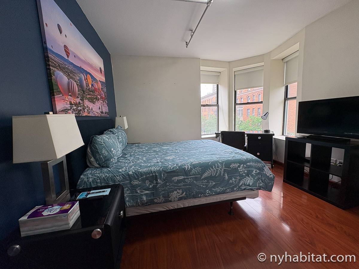 Living room - Photo 5 of 5