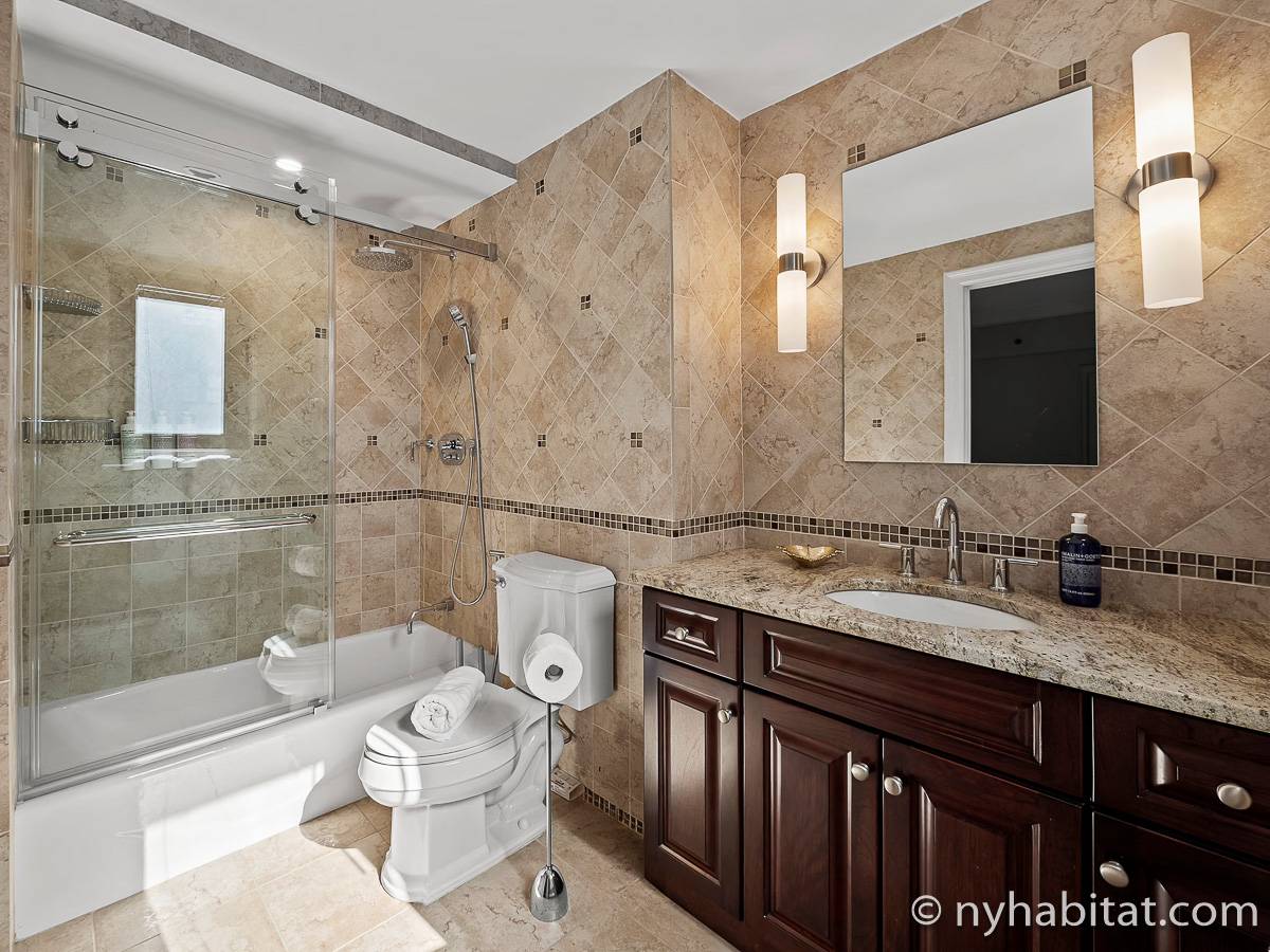 Bathroom 2 - Photo 2 of 2 Bathroom 2 - Photo 2 of 2
