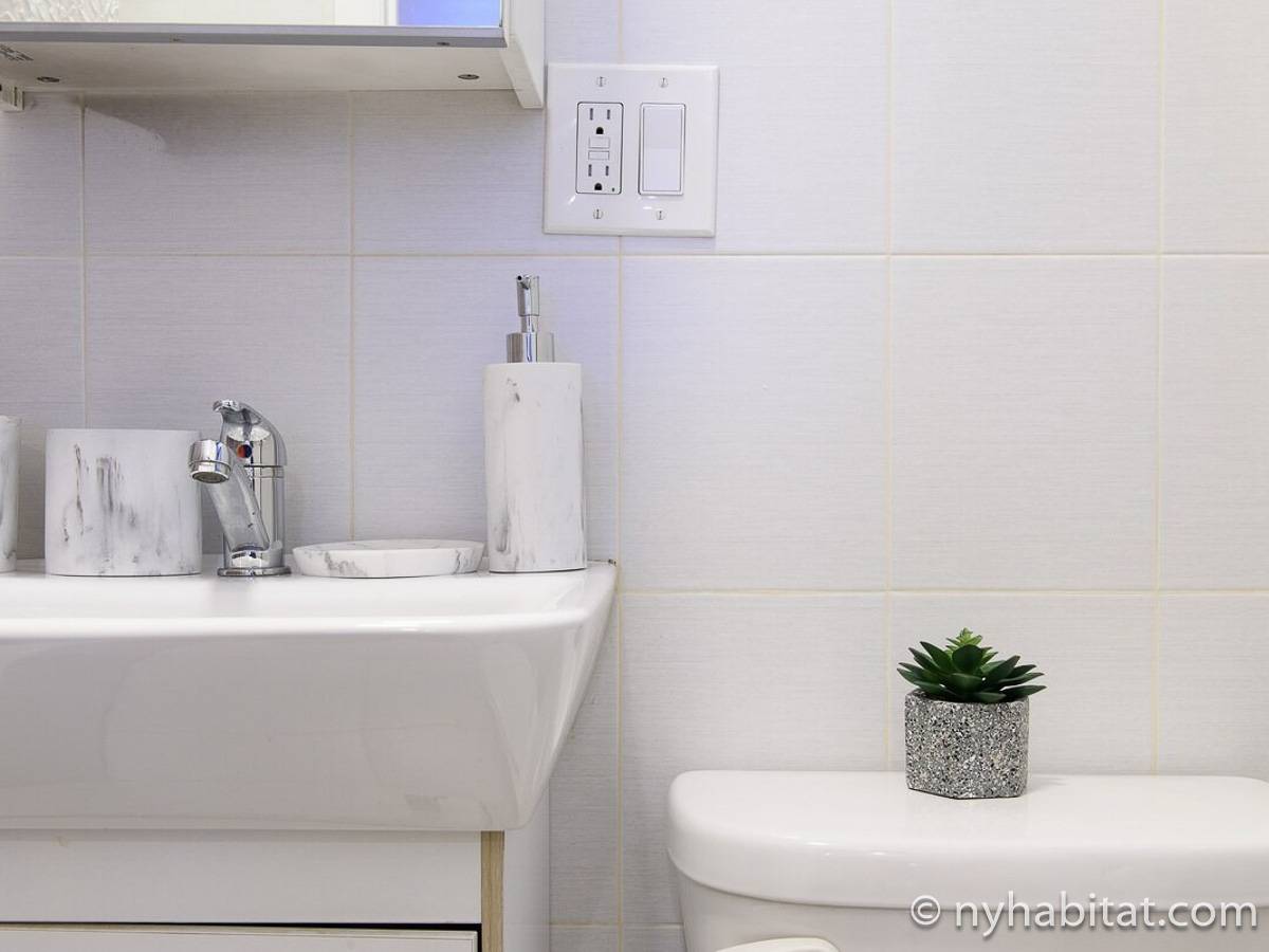 Bathroom - Photo 3 of 3 Bathroom - Photo 3 of 3