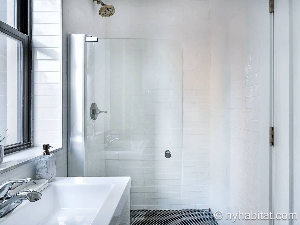 Ba&ntilde;o - Photo 2 de 2