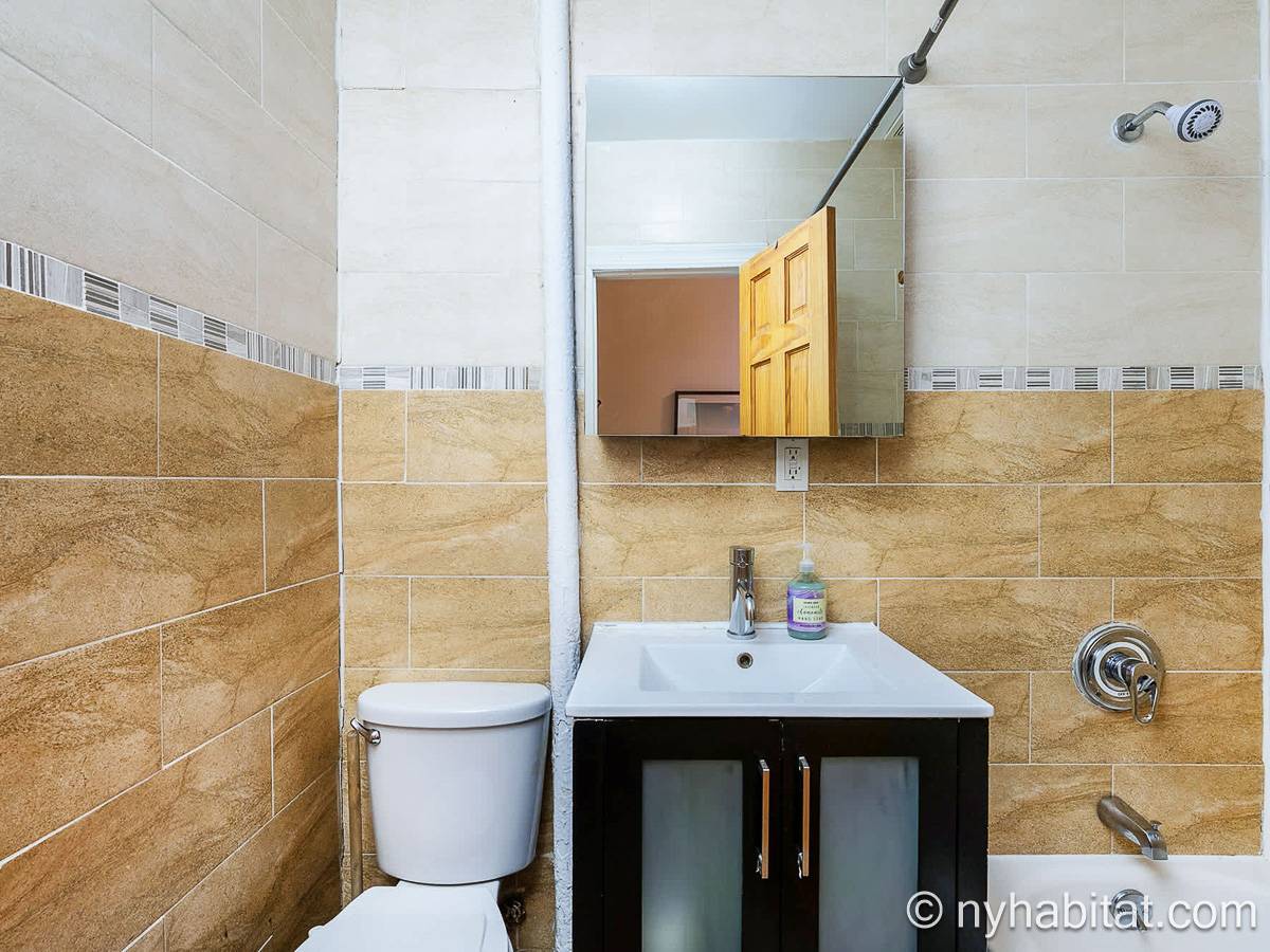 Bathroom - Photo 2 of 2 Bathroom - Photo 2 of 2