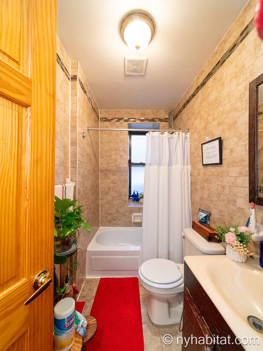Bathroom 1 - Photo 1 of 3