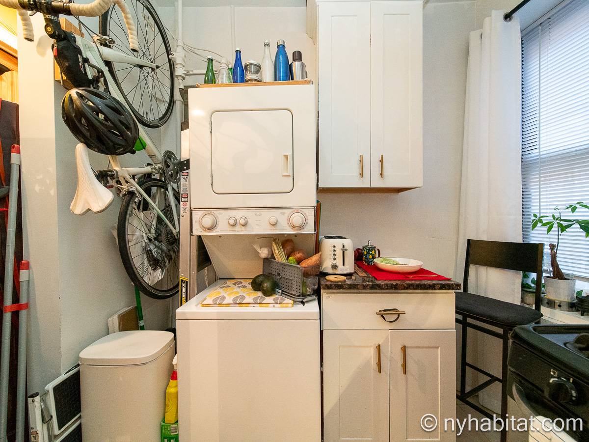 Kitchen - Photo 5 of 5