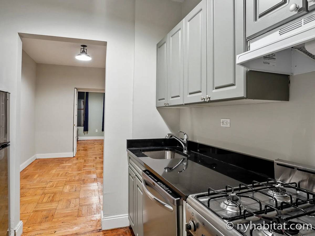 Kitchen - Photo 4 of 4