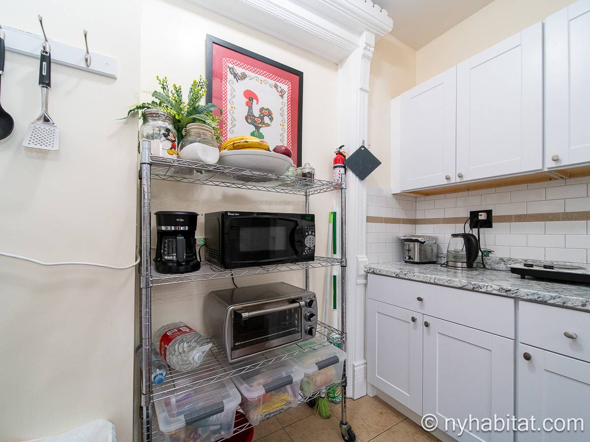 Kitchen - Photo 3 of 5 Kitchen - Photo 3 of 5