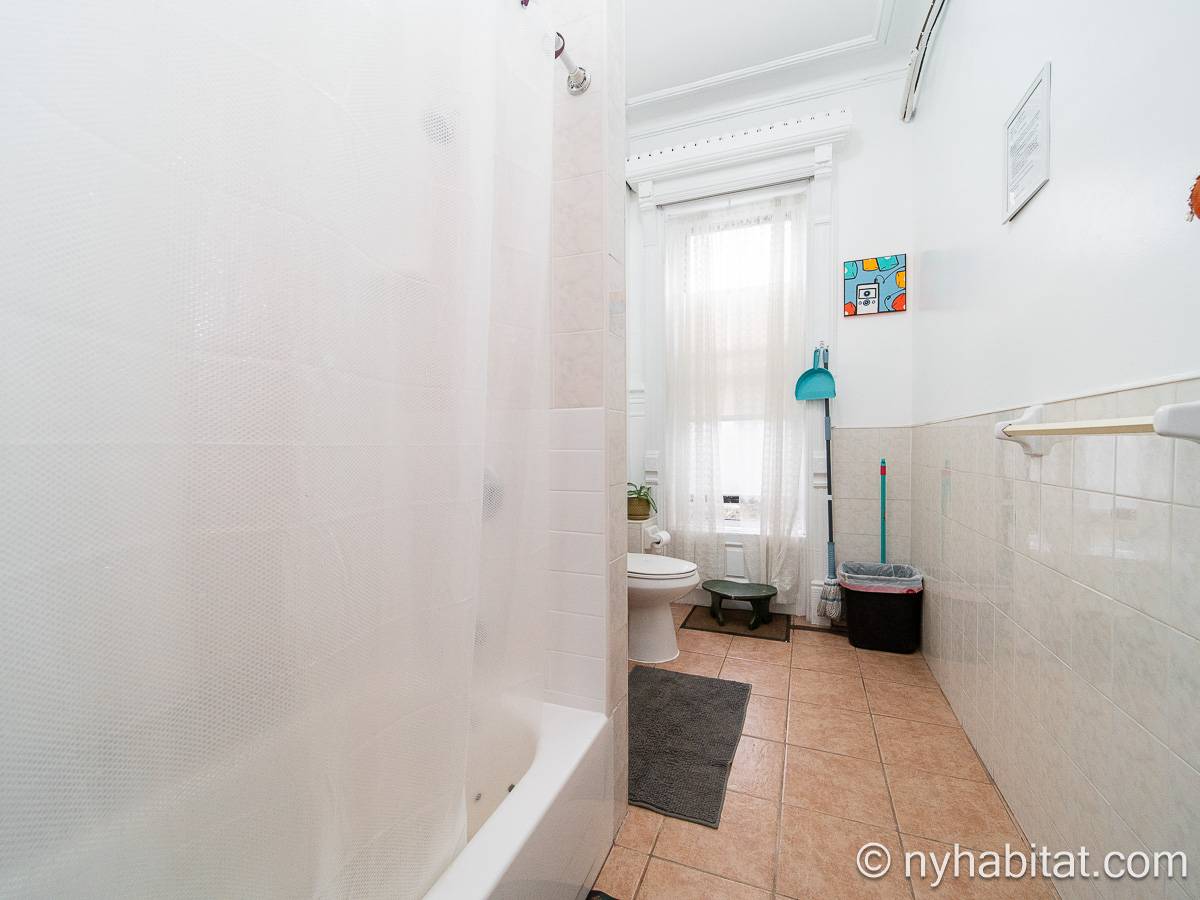 Bathroom - Photo 1 of 4 Bathroom - Photo 1 of 4