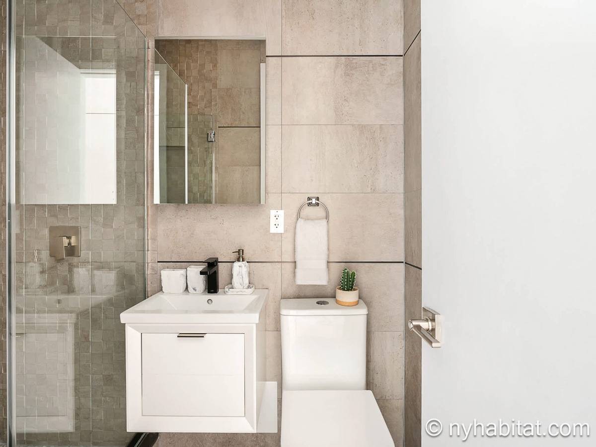Salle de bain - Photo 1 sur 2 Salle de bain - Photo 1 sur 2