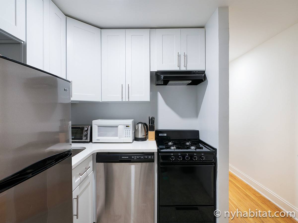 Kitchen - Photo 1 of 3