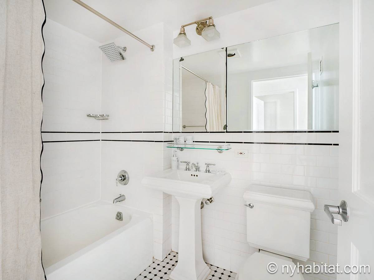 Bagno 2 - Photo 1 di 1 Bagno 2 - Photo 1 di 1
