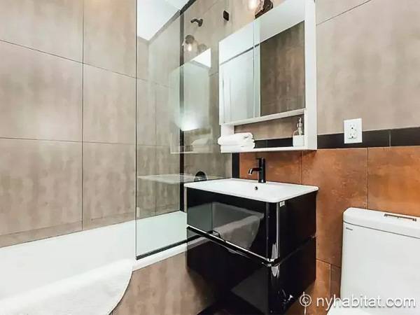 Bagno 1 - Photo 1 di 1
