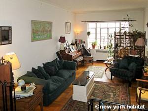 Living room - Photo 1 of 6