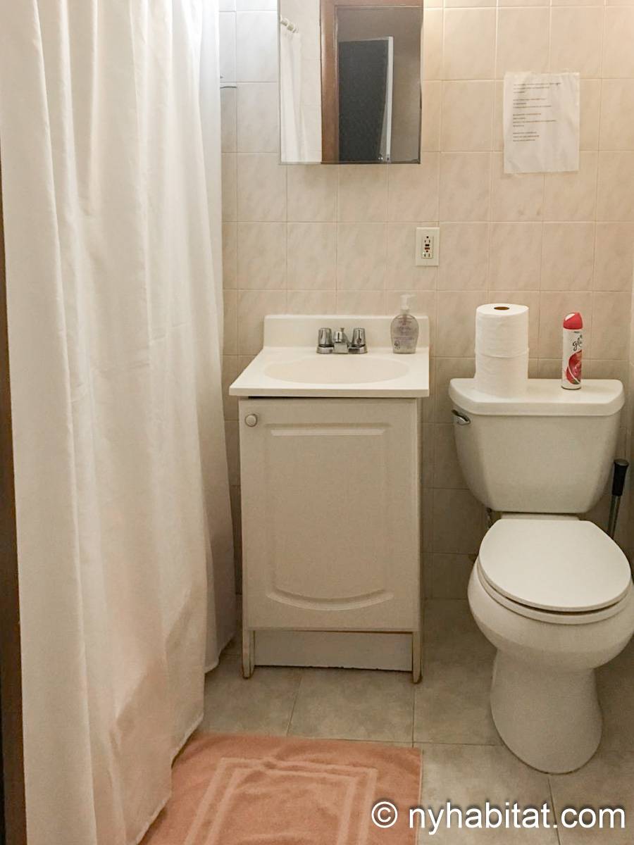 Ba&ntilde;o 2 - Photo 1 de 3